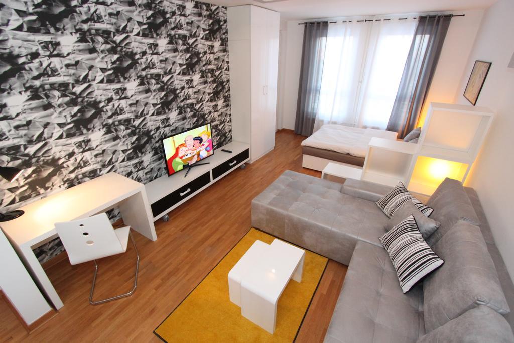 New Belgrade Apartment Neven, Parking 5 Evra Dan Extérieur photo
