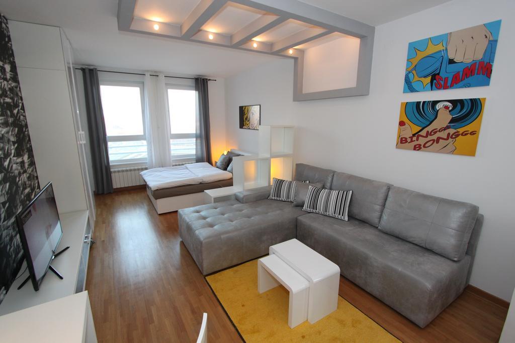 New Belgrade Apartment Neven, Parking 5 Evra Dan Extérieur photo
